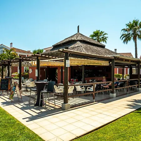 Penthouse Pool View -cortijo Mar Apartment Estepona